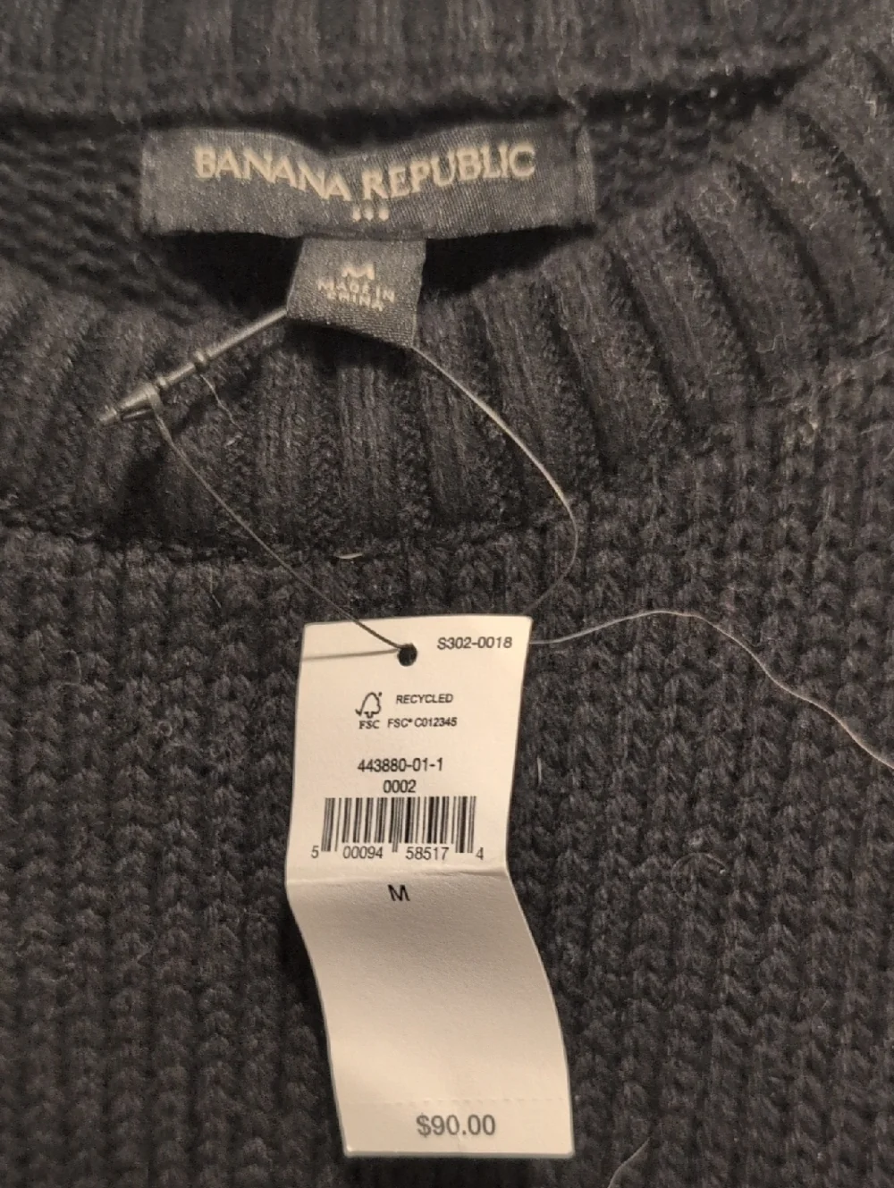Banana Republic Black and Gray Fair Isle Crewneck Sweater - Picture 2 of 6